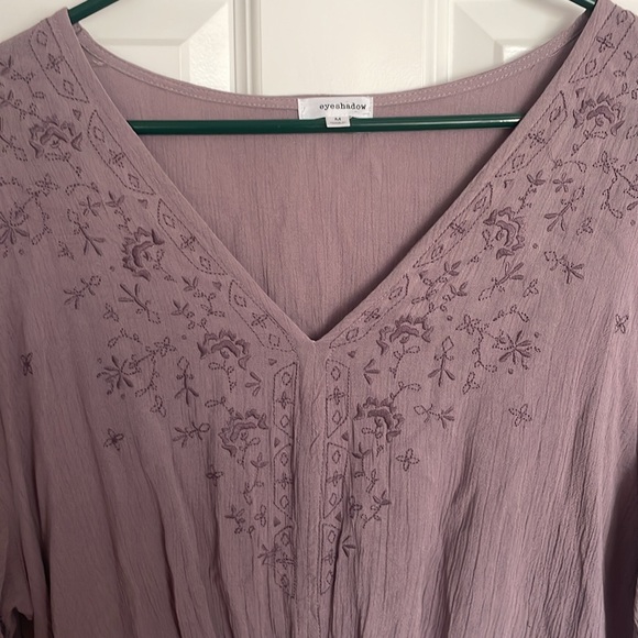 Mauve blouse top with embroidered floral neckline and front tie - Picture 2 of 4